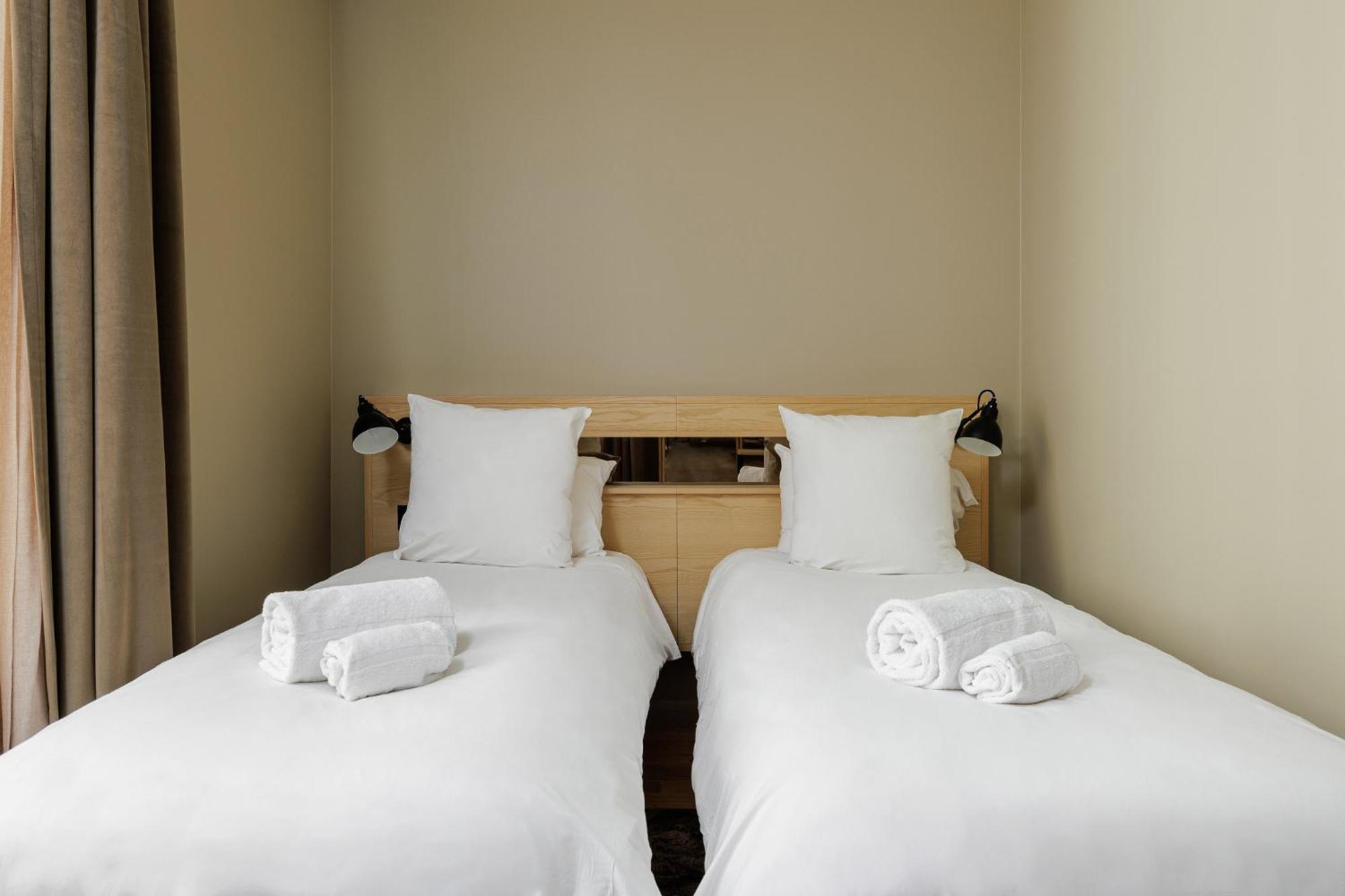 Hotel Des Sept - Entree Autonome, Reception En Ligne - Encore Mieux 올리언스 외부 사진