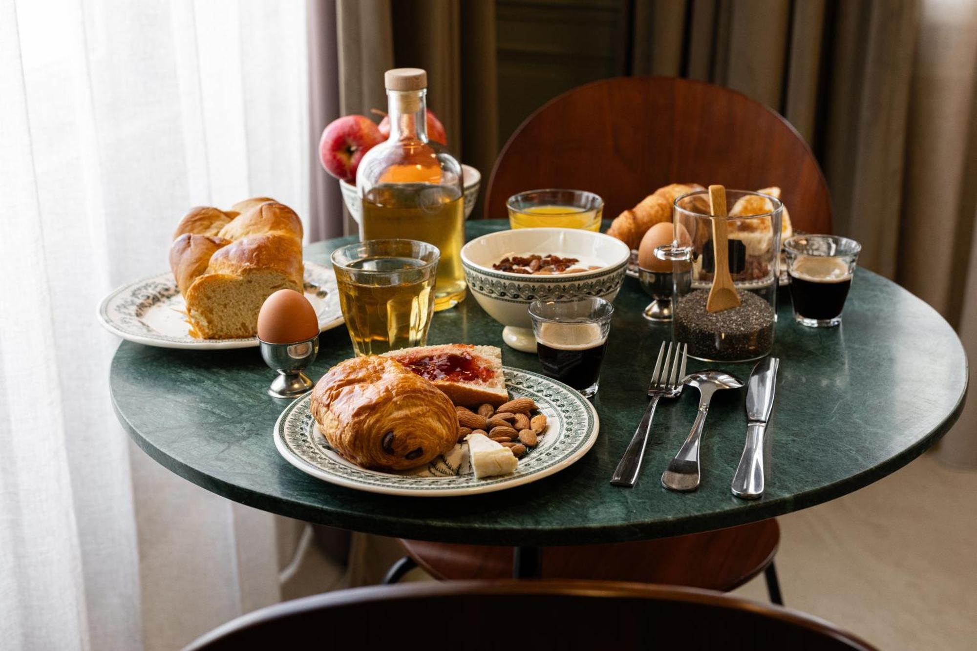 Hotel Des Sept - Entree Autonome, Reception En Ligne - Encore Mieux 올리언스 외부 사진